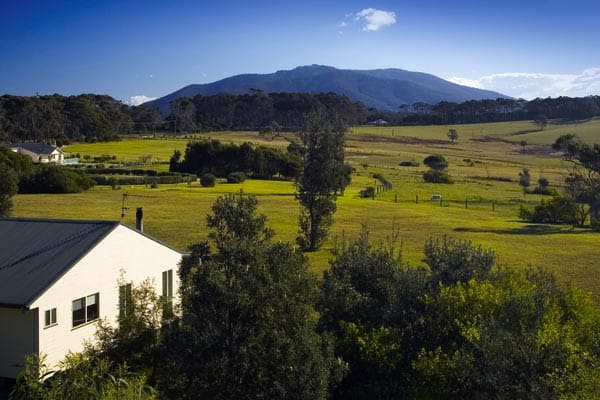 Mystery Bay Holiday Accommodation | Cottages overlooking Mt Gulaga